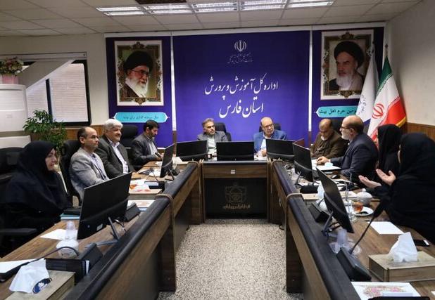 مدیرکل بنیاد شهید فارس: توانمندسازی مهارتی دانش‌آموزان به مطالبه جدی مدارس شاهد تبدیل شود