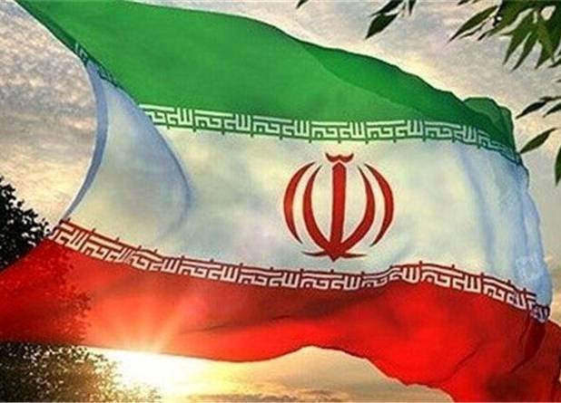 از افتخارات امروز ملت ایران صف آرایی برابر آرایش ناوهای جنگی کفار در خلیج فارس است
