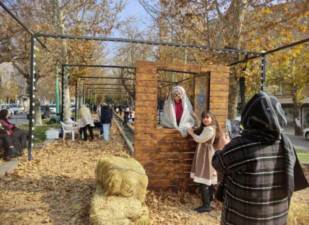 اجرای طرح گذر پاییز در بلوار سیف‌الدوله ملایر