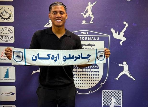 ویتائو در چادرملو ماندنی شد