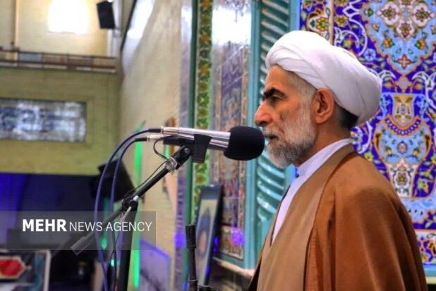 جمهوری اسلامی در مسیر پیشرفت و تعالی است