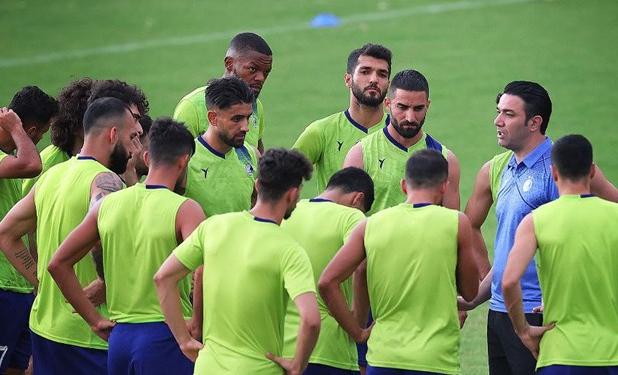تکذیب برگزاری تمرین استقلال با حضور هواداران