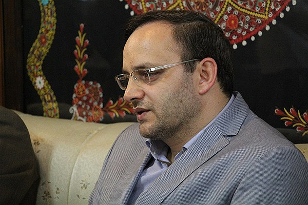 طراحی مسیرهای گردشگری انقلاب، پهلوی و قاجار در تهران