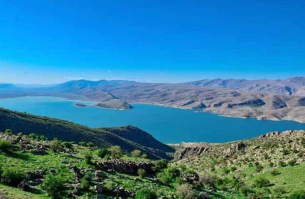 اخذ سند تک برگ بخشی از اراضی بستر دریاچه سد درودزن