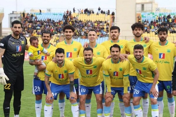 پیروزی نفسگیر صنعت نفت در دربی نفتی؛ آبادانی‌ها به جمع مدعیان بازگشتند