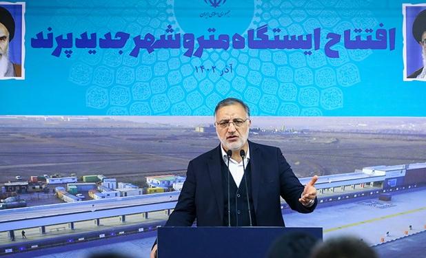 زاکانی: ۴۳ درصد منابع شهرداری را در حوزه حمل و نقل متمرکز کردیم