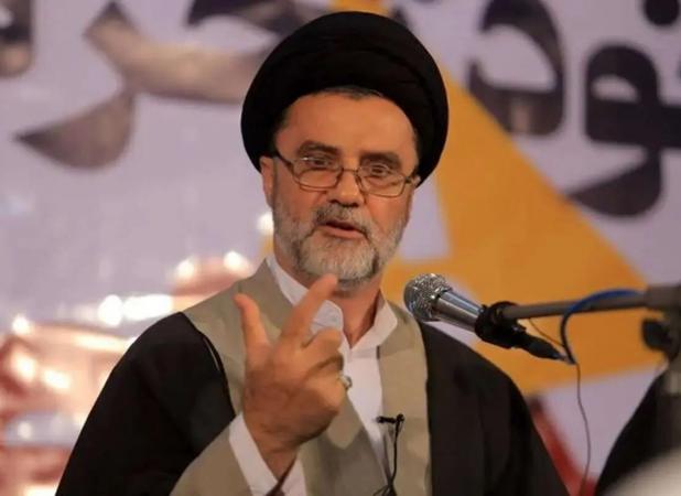 نبویان: از کفش نماینده آژانس ریزتراشه پیدا شد
