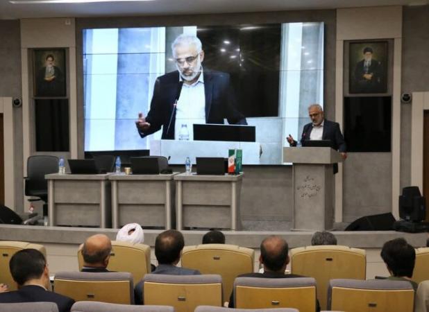 کاشت یک میلیارد نهال در مدت چهار سال در دستور کار قرار دارد