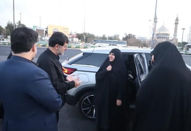 معاون امور زنان و خانواده رئیس‌ جمهور وارد قم شد