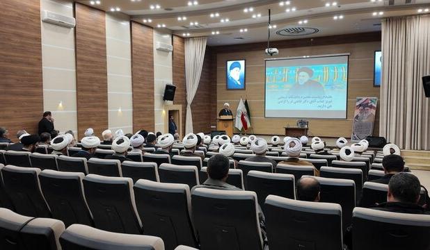 امام جمعه تبریز: راه آیت‌الله میلانی، راه انسان‌سازی است