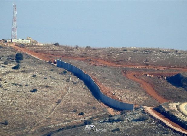 رژیم اسرائیل در عمق 2 کیلومتری خاک لبنان دیوار حایل احداث می‌کند