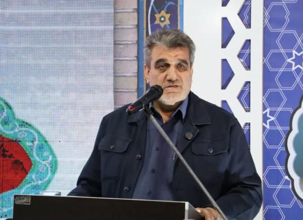 عبور از چالش‌های اقتصادی در گرو کار بی‌منت مدیران