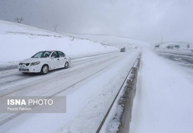 یخبندان تا صبح چهارشنبه در زنجان ادامه دارد