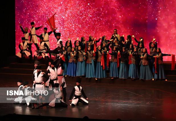 نمایش فولکلور یا سوء استفاده از احساسات فولکلور دوستان؟