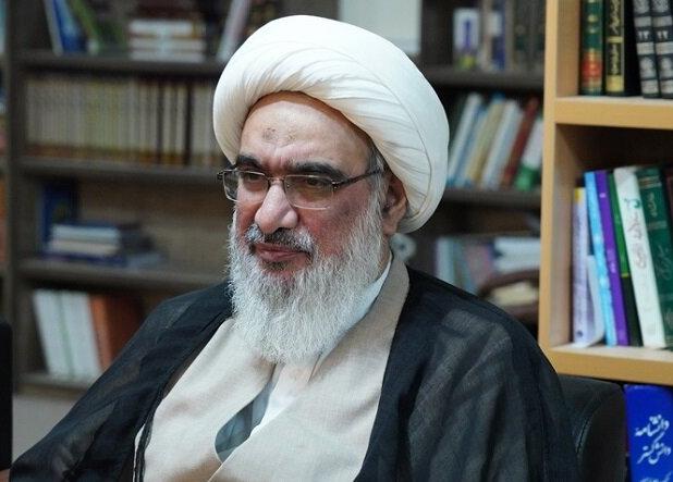 دشمن با تهدید و تهاجم فرهنگی در تلاش برای تخریب دانش و پژوهش است