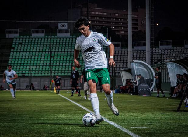 تساوی بدون گل در نیمه اول بازی ذوب‌آهن و ملوان