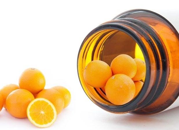 بهترین زمان برای مصرف ویتامین C؛ چگونه جذب آن را به حداکثر برسانیم؟