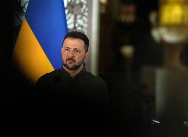 زلنسکی روسیه و ایران را تحریم کرد