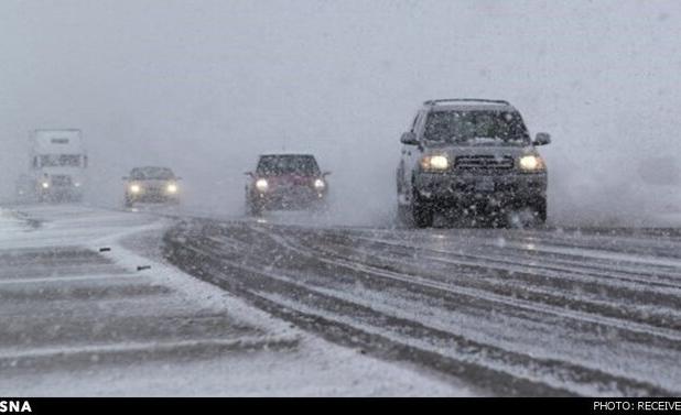 بارش برف در گردنه چری آغاز شد
