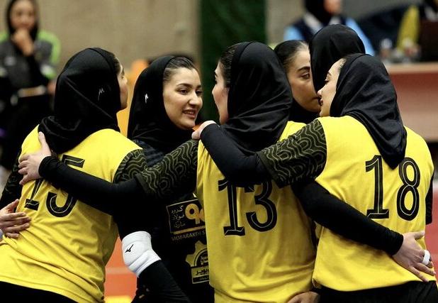 ‌پیروزی تیم والیبال بانوان سپاهان مقابل حریف گلپایگانی