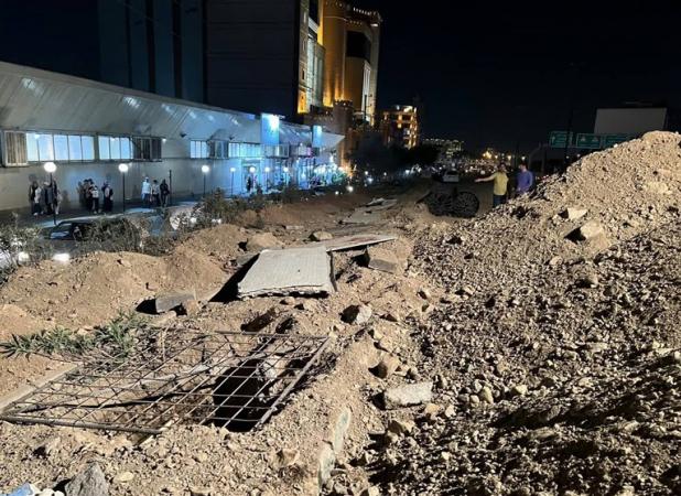 سقوط مرد جوان در چاه ۵ متری محوطه کارگاهی بزرگراه نیایش به دلیل فقدان علائم هشداردهنده