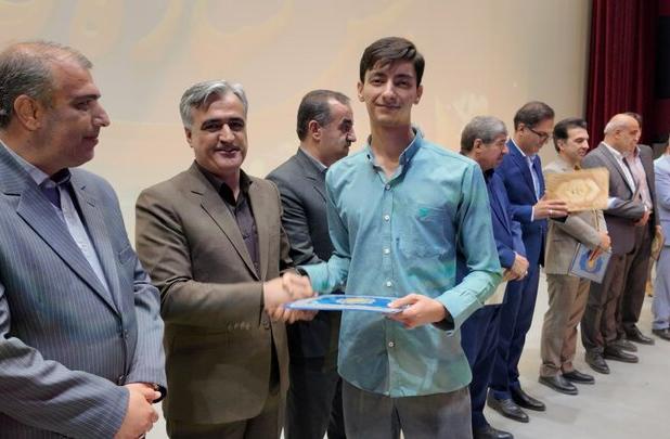 برگزاری جشن ستارگان در سنندج