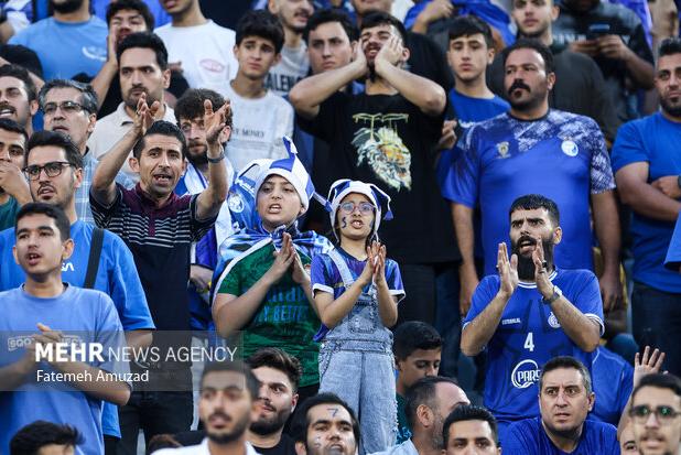 مدیران استقلال از دشمن هم بدتر هستند؛ حاضرم با آنها مناظره کنم