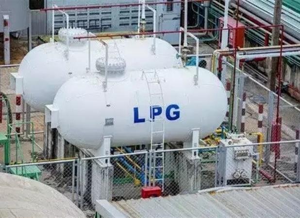 نقش عجیب گاز مایع در صنعت پتروشیمی