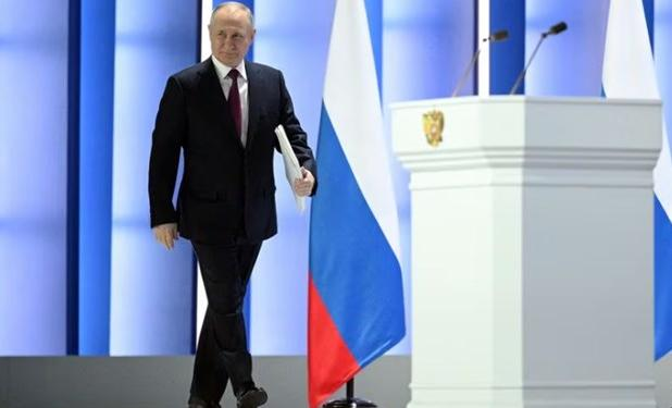 پوتین نامزدی خود در انتخابات 2024 روسیه را اعلام کرد