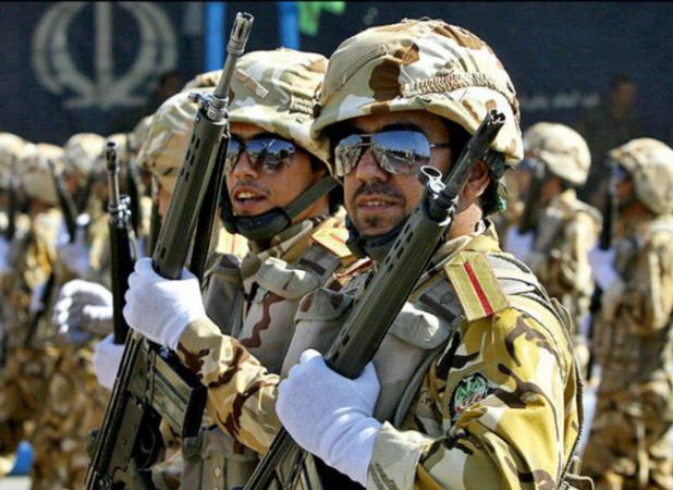 ارتش نگهبانان بی ادعا و مقتدر این مرز و بوم هستند