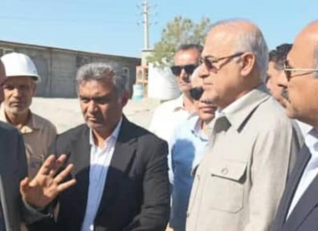 استاندار هرمزگان از تصفیه‌خانه بشاگرد در روستای وی بازدید کرد