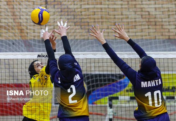 برد راحت مدعیان در هفته دوم والیبال زنان