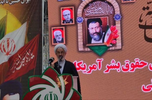 جهان اسلام به واسطه رشادت نیروهای مسلح ایران در دنیا سرافراز شد