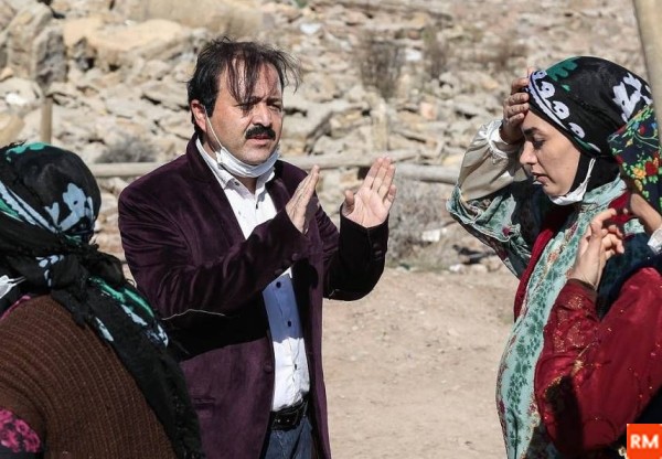 عکسی از بازیگر سریال «نون خ» پای دیگ نذری