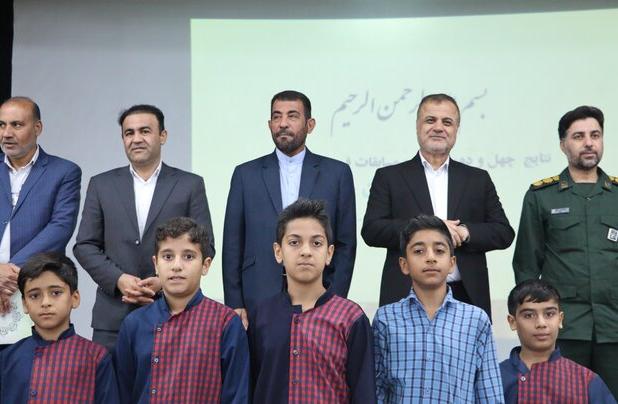 نخبگان دانش آموزی شهرستان جم تجلیل شد