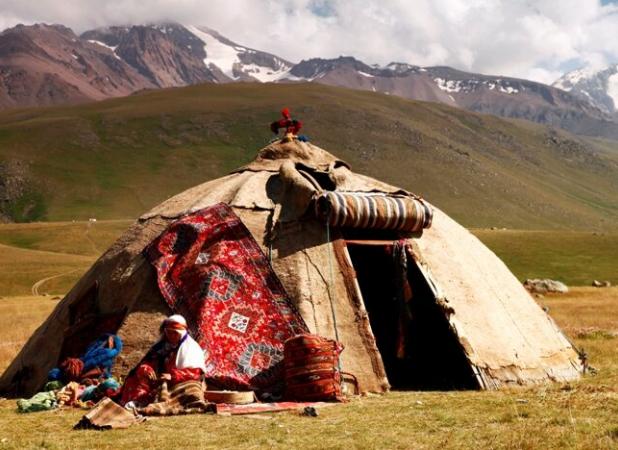 عشایر کرمانشاه نقش مؤثری در تأمین امنیت غذایی کشور دارند