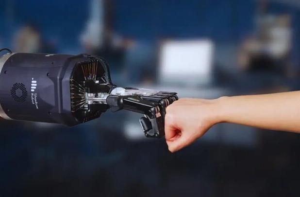 هوش مصنوعی برای تبدیل دستور زبانی به عمل در روبات‌ها