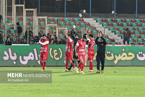 ۳ عامل مهم برای تأثیرگذاری کریم باقری در پرسپولیس