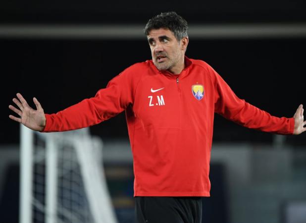 یک مربی بزرگ خارجی در حوالی نیمکت پرسپولیس