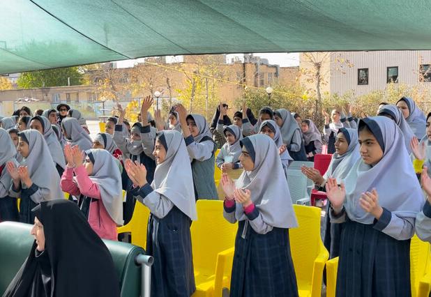 جشن کتاب‌یاران کوچک به مناسبت هفته کتاب در شهرکرد