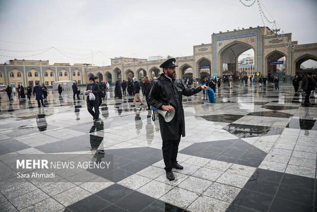 بارش باران در حرم مطهر امام رضا(ع)