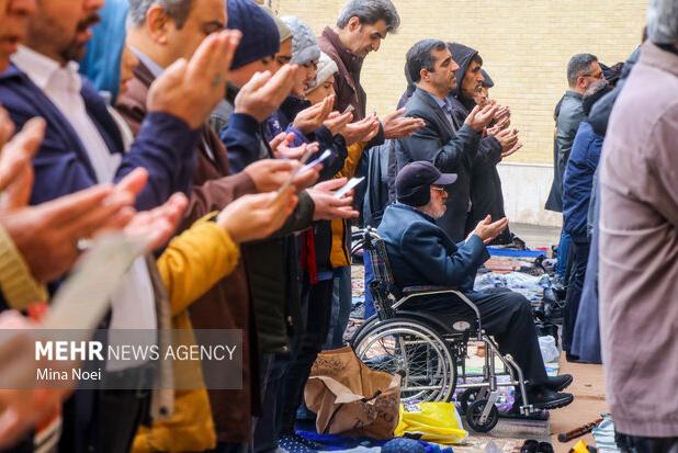 نماز باران در نجف‌آباد اقامه شد