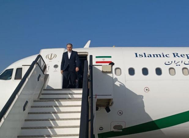 وزیر امور خارجه وارد مشهد مقدس شد