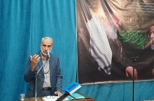 شهید رئیسی ایمان و معنویت را پیشران حقیقی جامعه می دانست