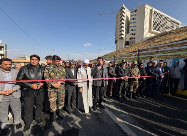 افتتاح تقاطع غیرهمسطح تکیه و چمن سنندج