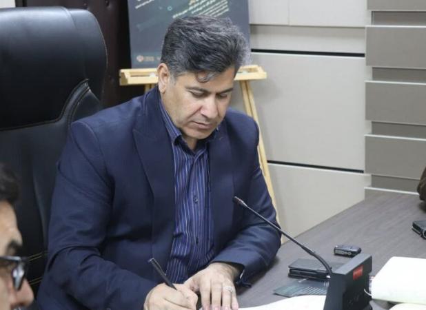 هلشی: ادبیات ایلام پرچم‌دار هویت فرهنگی منطقه است