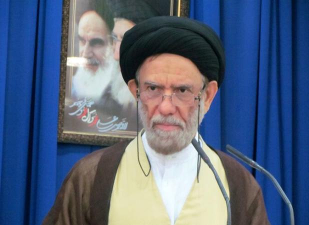 امام جمعه دیر: قراردادهای موقت برای کارگران امنیت آفرین نیست