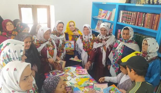 روستای هدف گردگشری قلعه‌بالا صاحب کتابخانه عمومی شد