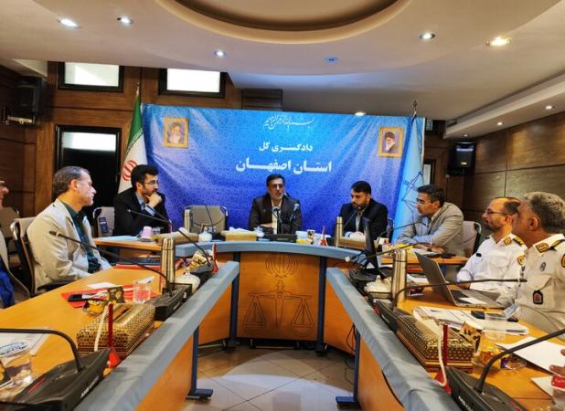 ۶۷ هزار دستگاه وسیله نقلیه رسوبی در پارکینگ‌های اصفهان تعیین تکلیف شد