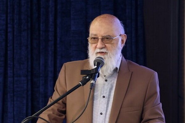 چمران: انقلاب ایران با مشارکت میلیونی مردم به پیروزی رسید